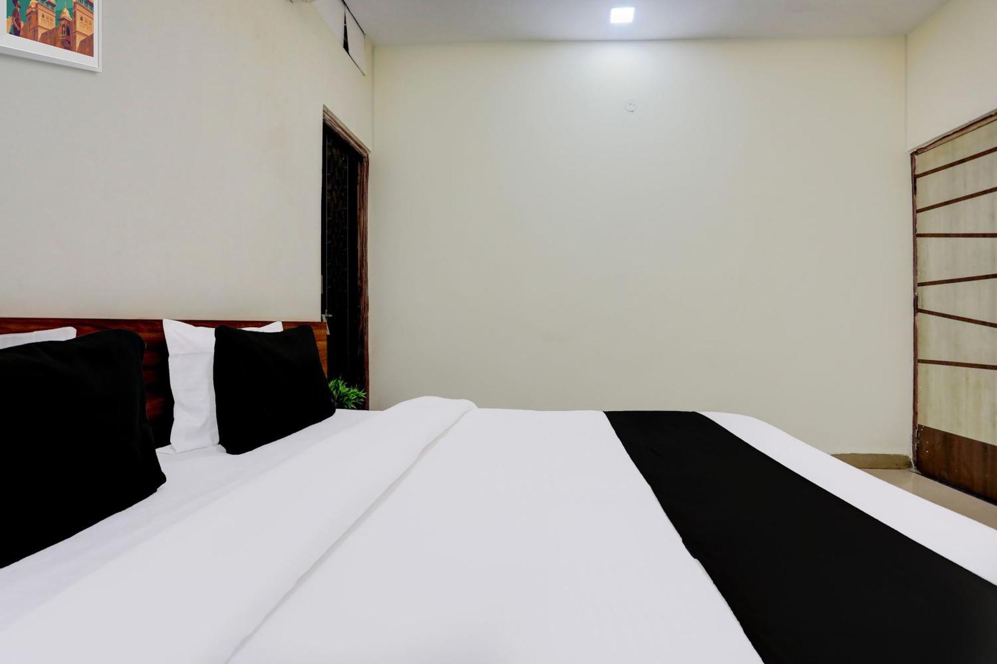 Hotel O Sb 47 Indore Exterior photo